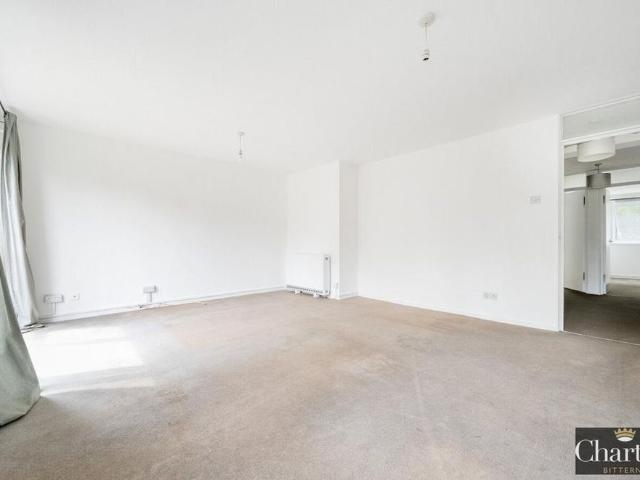Apartment for rent in Aldrington