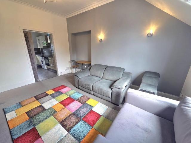 Flat for rent in Sunnybank, Ballindoch