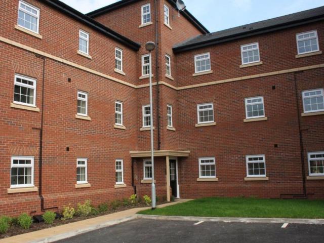 Flat for rent in Baswich, Staffordshire