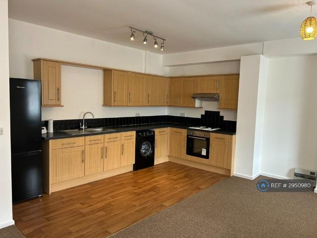 Flat for rent in Normanton and Altofts, West Yorkshire