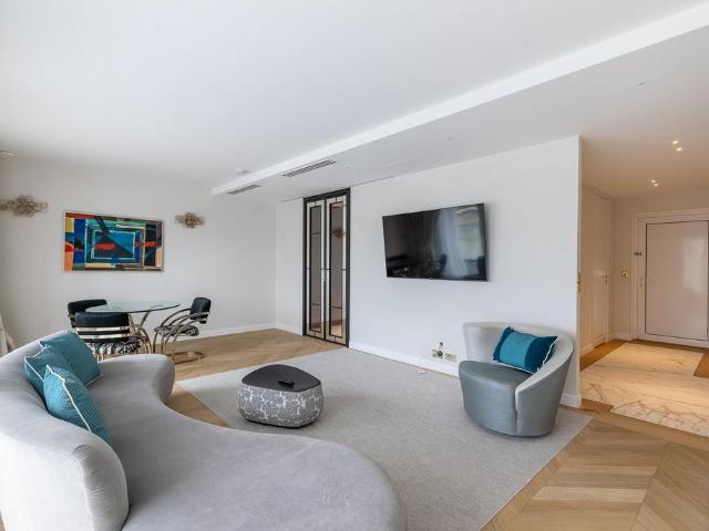Flat for rent in Fulham, Greater London