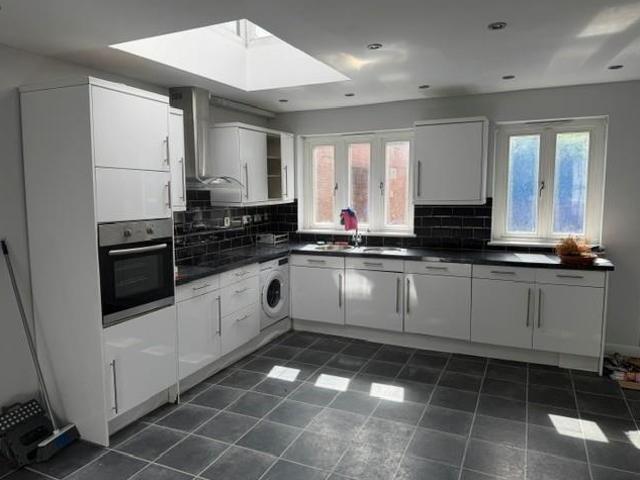 Flat for rent in Cross In Hand, East Sussex
