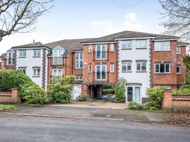 Flat for rent in Greater London