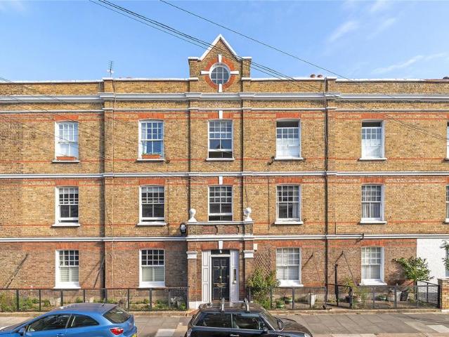 Flat for rent in Fulham, Greater London
