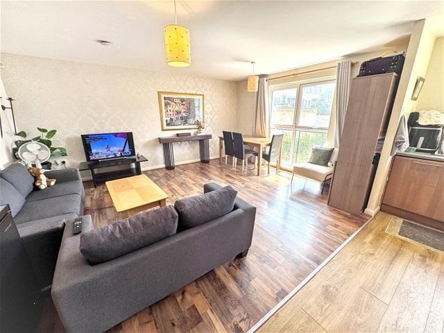 Apartment for rent in Maryland, Greater London