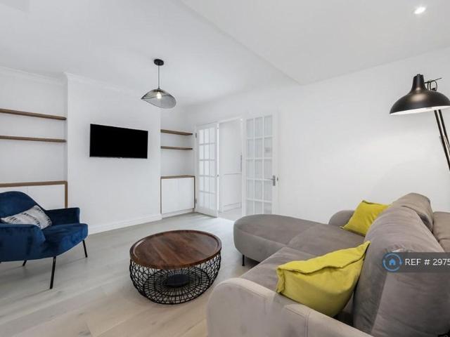 Apartment for rent in London Borough of Hounslow, Greater London
