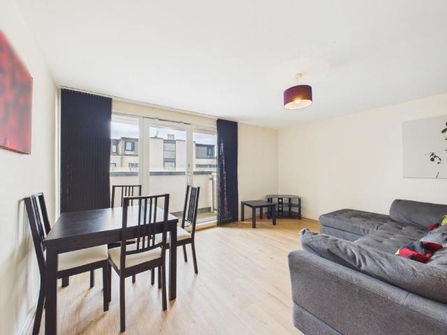 Apartment for rent in Wardie, Trinity