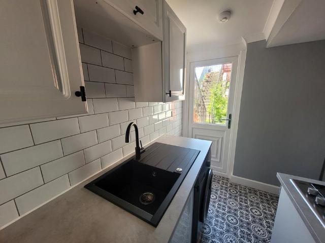 Apartment for rent in Alexandria, Scotland