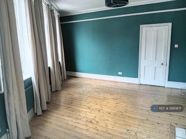 Apartment for rent in Hornsey, Greater London