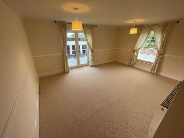 Apartment for rent in Ewens Farm, Golden Valley