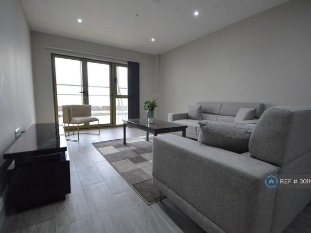 Apartment for rent in Wexham, George Green