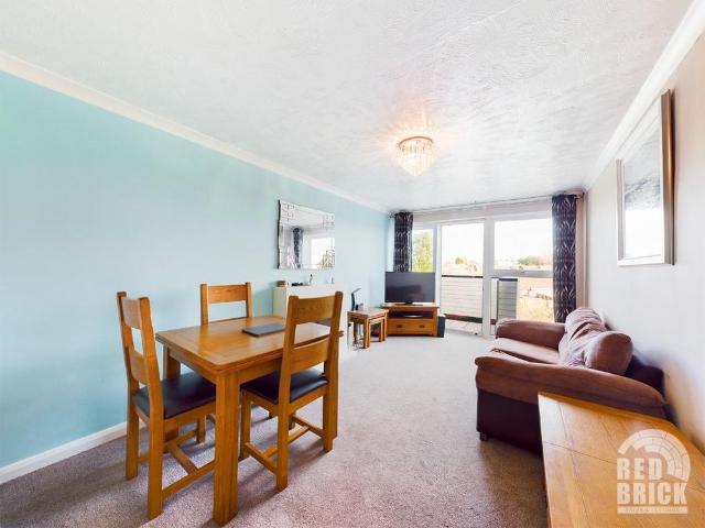 Apartment for rent in Cheylesmore, West Midlands