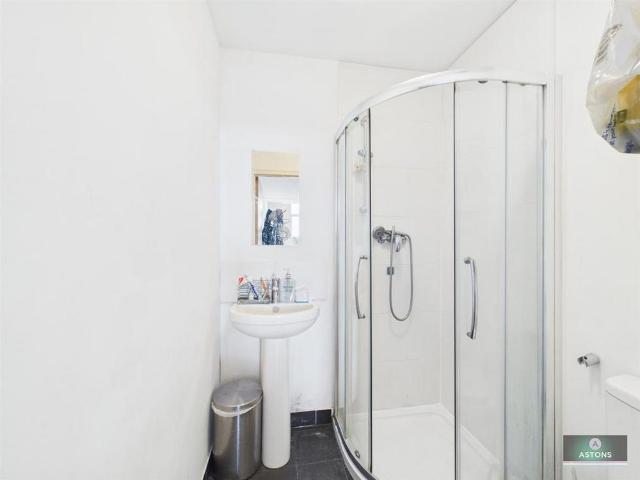 Apartment for rent in Lowfield Heath, Glynde