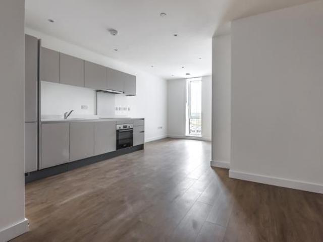 Apartment for rent in The Close, Hampshire