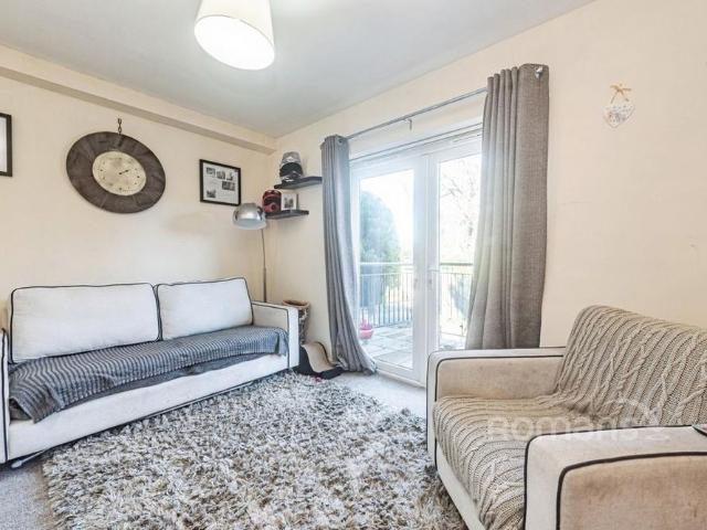 Apartment for rent in Sulham, West Berkshire