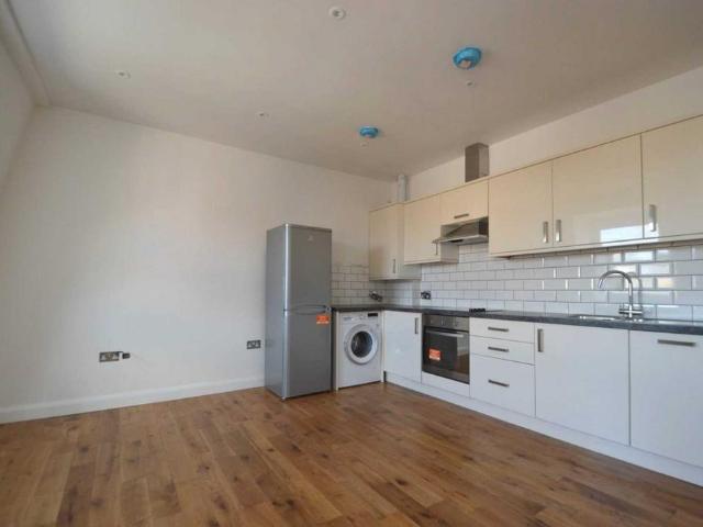 Flat for rent in High Barnet, Greater London