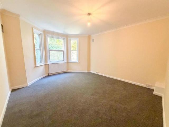 Apartment for rent in St Leonards Green, Guestling Green