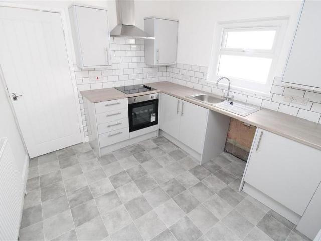 Apartment for rent in Abertillery, Wales
