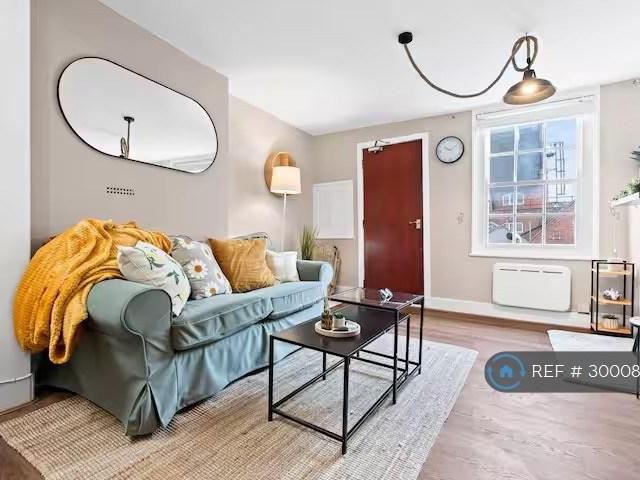 Apartment for rent in Holywell, The Slade