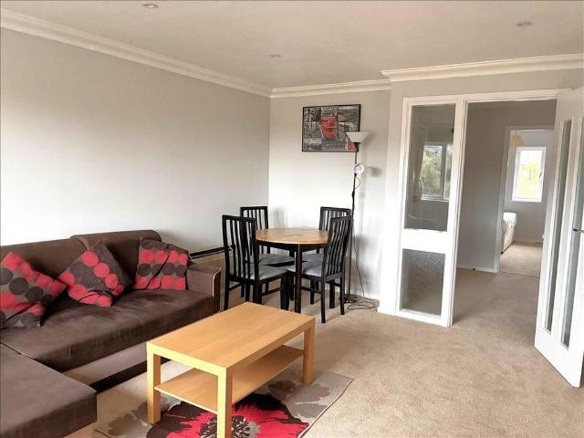 Apartment for rent in London Borough of Hounslow, Greater London