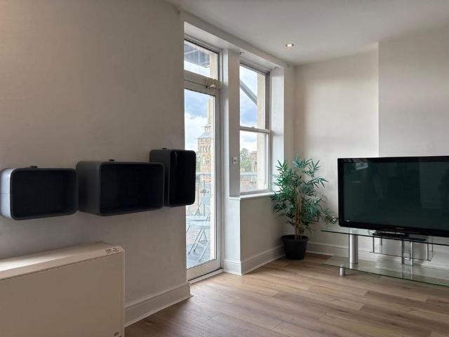 Apartment for rent in Castle Quarter, Cardiff