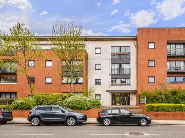 Flat for rent in Holloway, Greater London