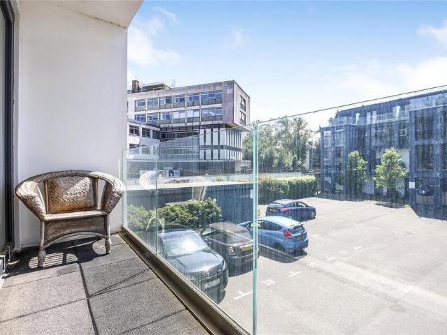 Flat for rent in Poole