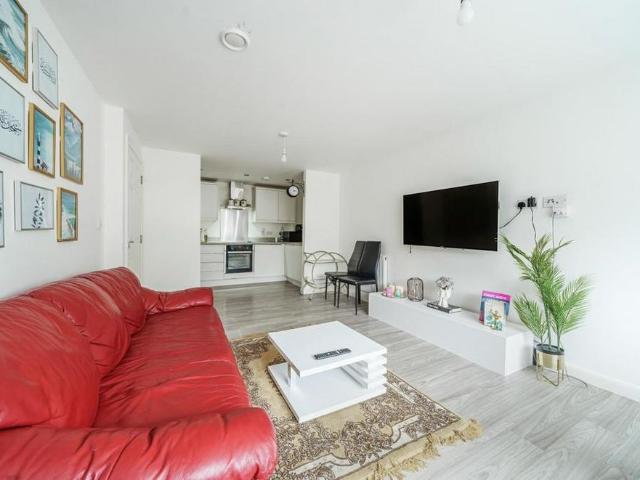 Apartment for rent in Spring Park, Luton