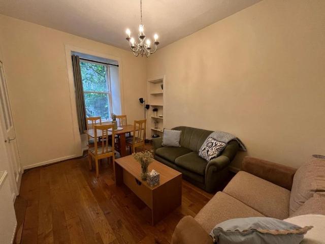 Apartment for rent in Southside, Scotland
