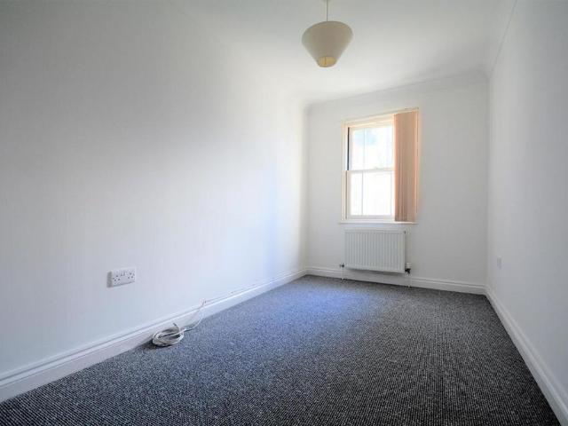 Apartment for rent in Binstead, Ryde