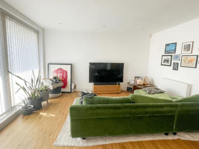 Apartment for rent in Winchmore Hill, Edmonton