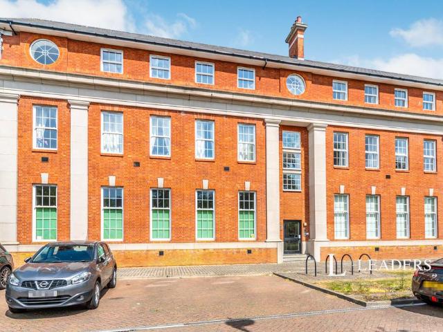 Flat for rent in Harrowden, Bedford