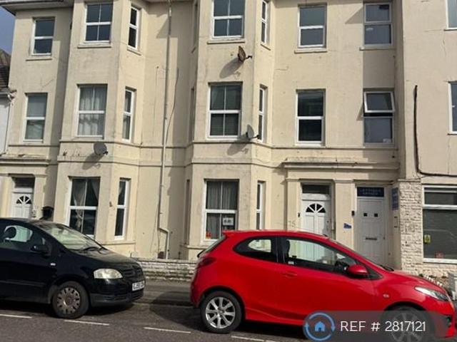 Flat for rent in West Cliff, Isle Of Man