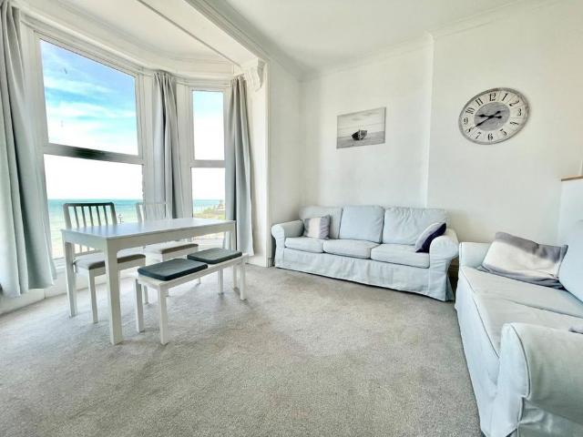 Apartment for rent in Upton, Acol