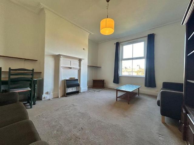 Apartment for rent in Hyde Park, West Yorkshire