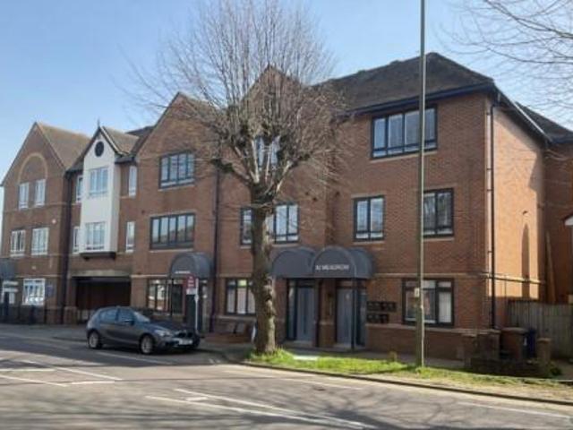 Flat for rent in Catteshall, Fole