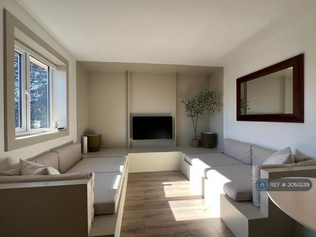Apartment for rent in Upper Walthamstow, Greater London