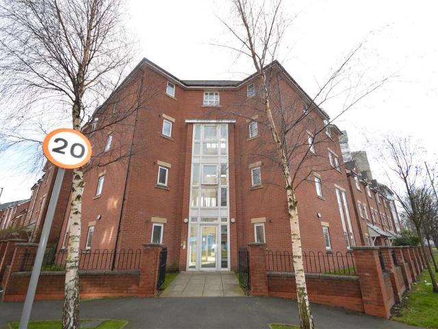 Flat for rent in Hulme, Georgia