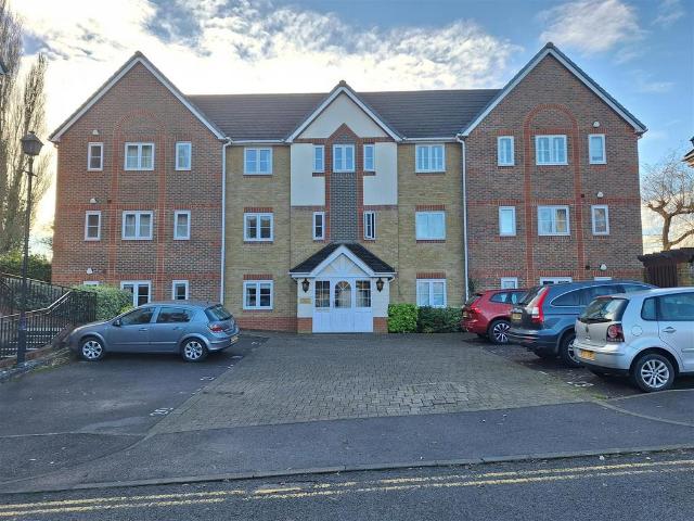 Flat for rent in Reading