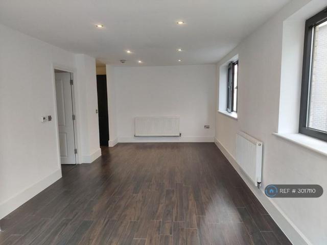 Apartment for rent in Bromley-by-Bow, Bow