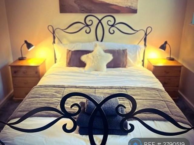 Apartment for rent in Westbrook, Acol