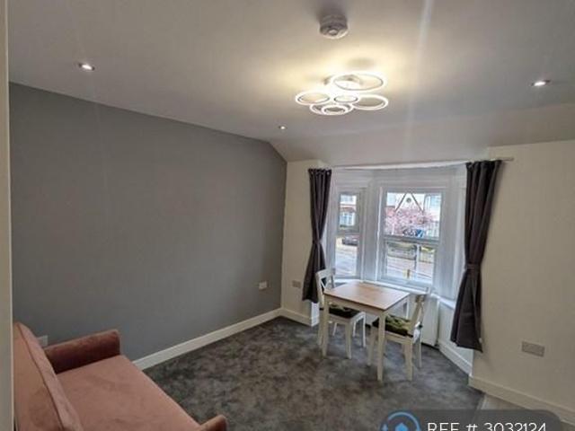 Apartment for rent in Whitley, Reading