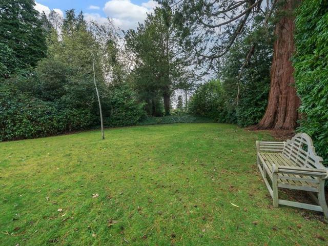 Apartment for rent in Broadwater Down, Sandown Park