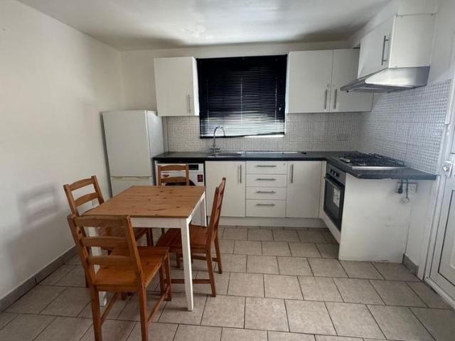 Apartment for rent in Ponders End, Greater London