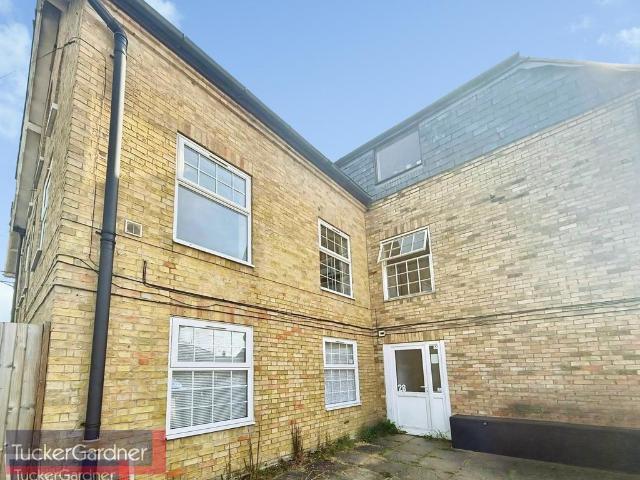 Flat for rent in Barway, Cambridgeshire
