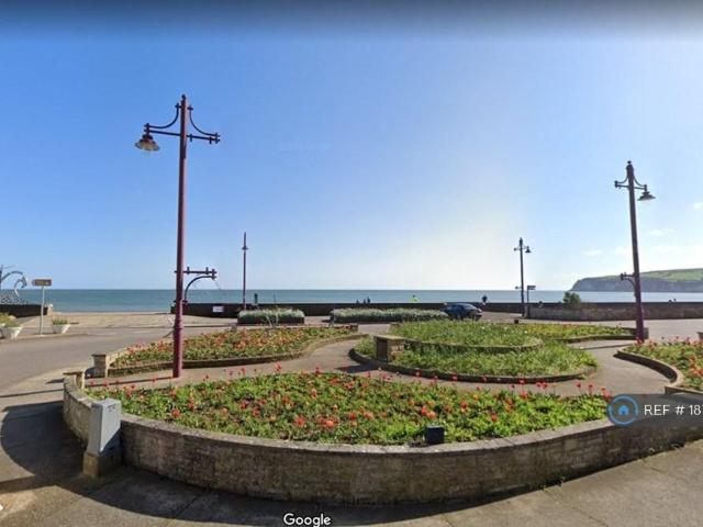 Flat for rent in Seaton, Budlake