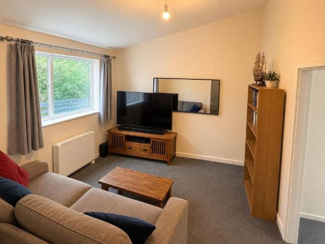 Apartment for rent in Moulsham Green, Hart