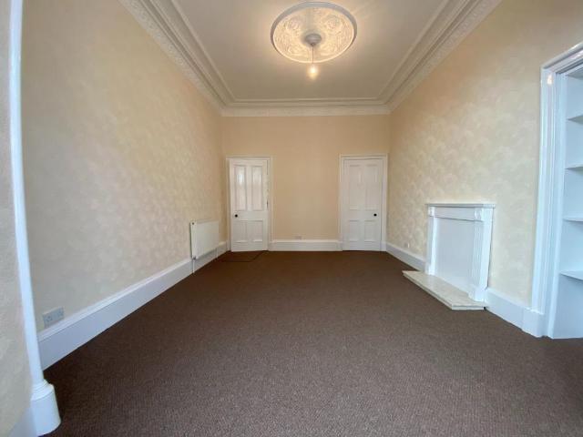 Apartment for rent in Battlefield, Glasgow