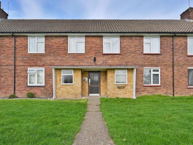 Flat for rent in Otterspool, Bushey