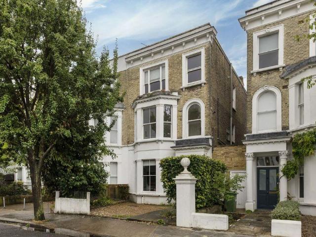 Flat for rent in Shepherd's Bush, Isle Of Man